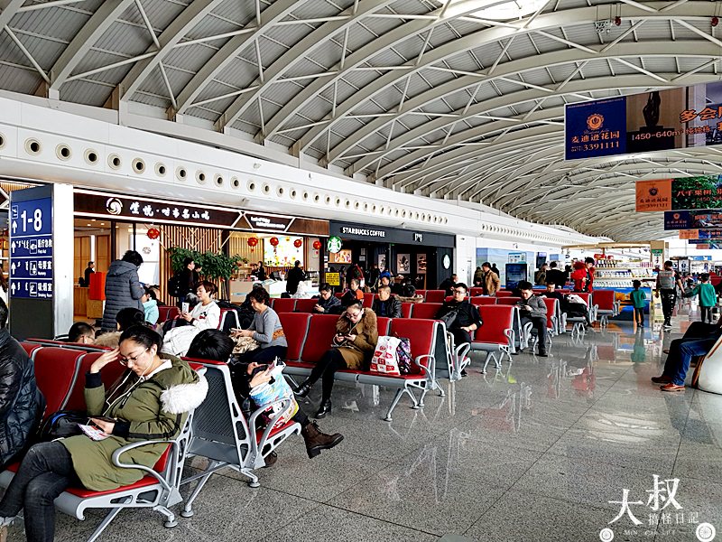 飛行紀錄|上海航空 上海SHA-呼倫貝爾HLD中轉呼和浩特HET