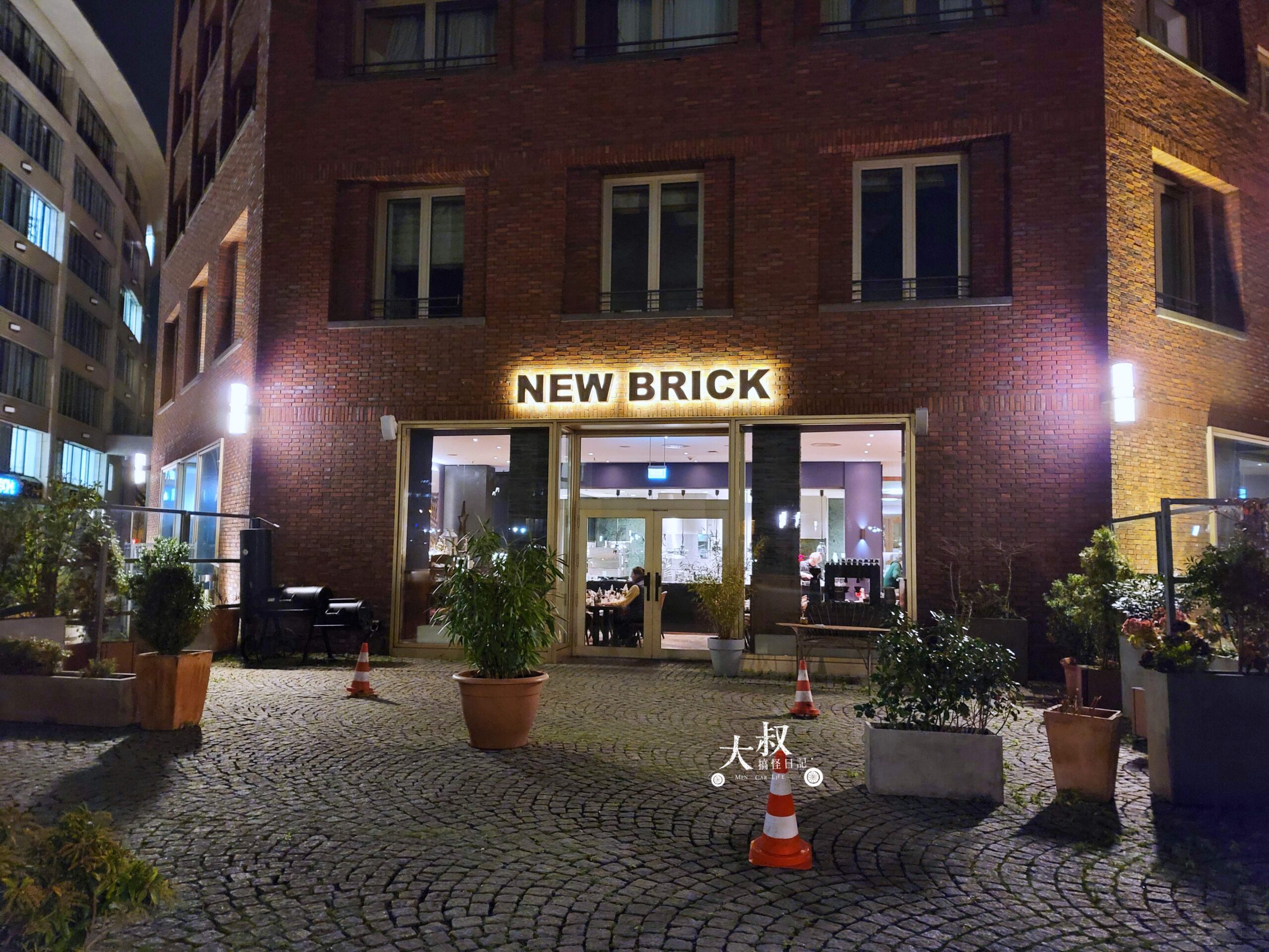 德國法蘭克福市中心好停車餐廳 New Brick Californian Restaurant